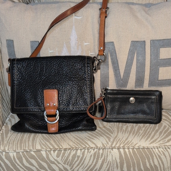 Coach RARE 2006 Black & Tan Leather Crossbody Bag And Matching Wristlet - Picture 1 of 16